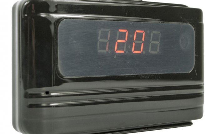 Электронные часы-будильник с видеокамерой CD2 купить за 6800р